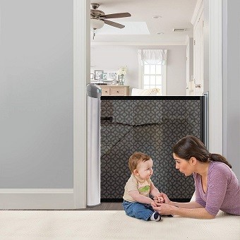 Summer Infant Retractable Baby Gate