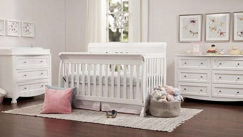 Features Baby Cribs Features Baby Cribs