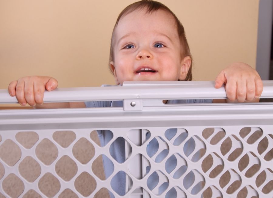 how to choose the best baby gate for your home